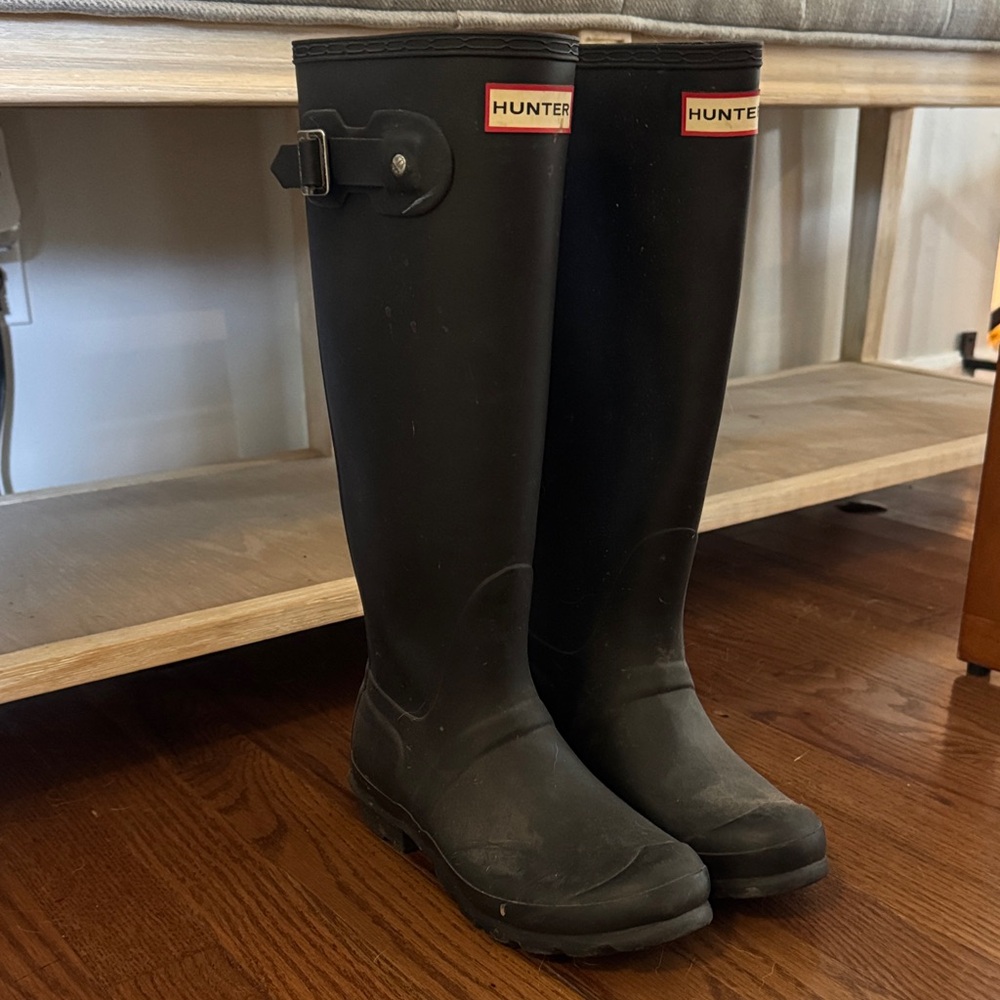 Hunter Classic Black Waterproof Boots